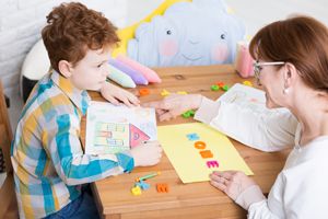 小孩子特别犟怎么办