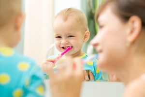 孩子睡热炕后高烧咋回事