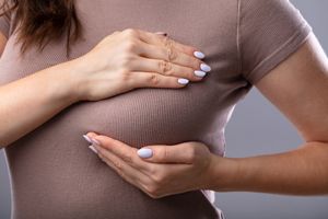 乳汁淤积结节怎么办