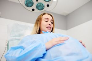 剖腹产十几年了刀口痒