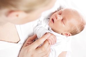 产后腋窝下副乳怎么办