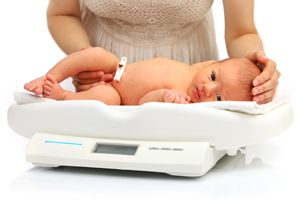 母乳喂养一个奶吃多少分钟