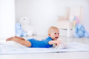 哺乳期可以做眉毛吗