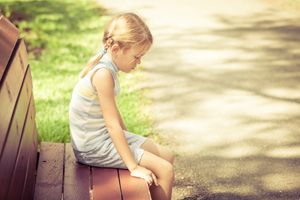 小孩大便拉不下来怎么办
