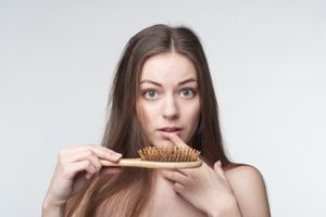 溢脂性脱发可以用生姜