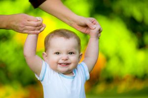 给宝宝断奶乳房胀痛有硬块怎么办